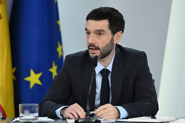 El ministerio de Derechos Sociales pone en marcha un programa de “tarjetas monedero” destinada a la compra de alimentos para familias vulnerables