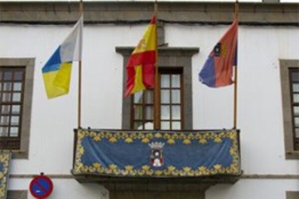 Telde visibiliza el Día Internacional de las Lenguas de Signos e iluminará el Ayuntamiento de turquesa Fachada de la Casa Consistorial de Telde