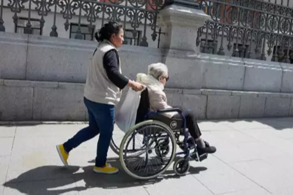 CERMI Mujeres pide que se incorpore “con vigor” la perspectiva de igualdad en las leyes de discapacidad y dependencia