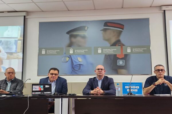 El 112 organiza un curso sobre prevención de autolisis dirigido a 80 profesionales de emergencias en las islas