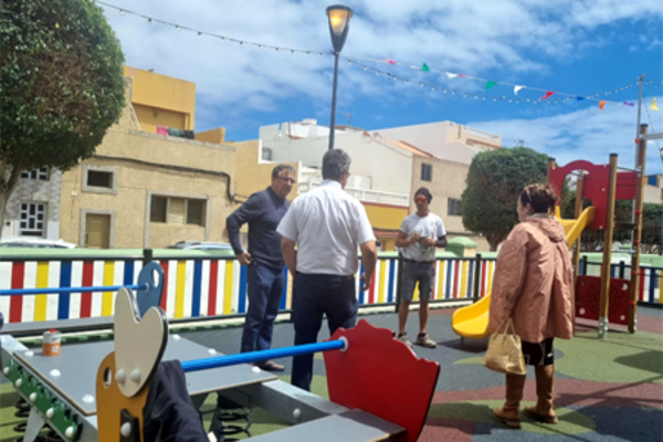 Telde culmina los trabajos de mejora en el parque infantil de la plaza de El Calero