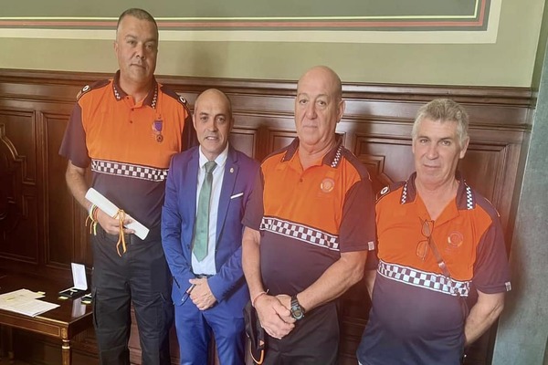 El Hierro felicita a la Asociación de Voluntarios de Protección Civil Valle del Golfo por su Medalla al Mérito de la Protección Civil