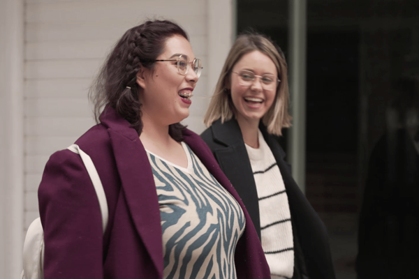 Plena Inclusión reivindica que el Gobierno dote a la Estrategia Estatal de Cuidados recursos para garantizar la vida independiente y en comunidad