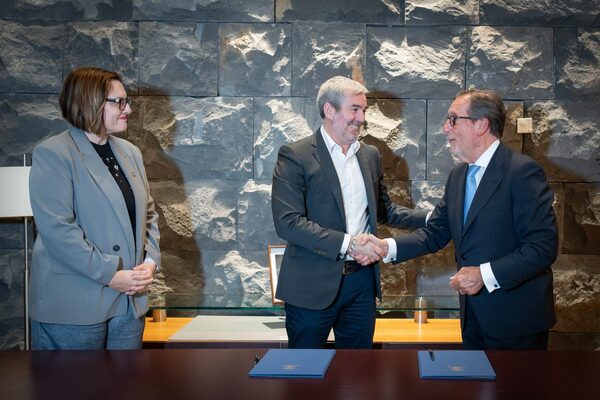 El convenio entre el Gobierno de Canarias y la Fundación la Caixa destina 17 millones de euros a la acción social en las Islas