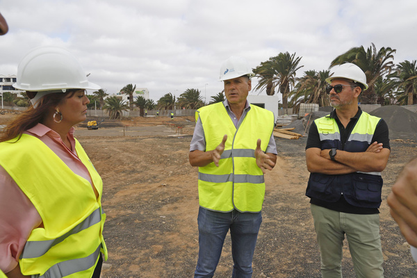 Lanzarote mejora el servicio de transporte público regular de Costa Teguise con una nueva parada preferente