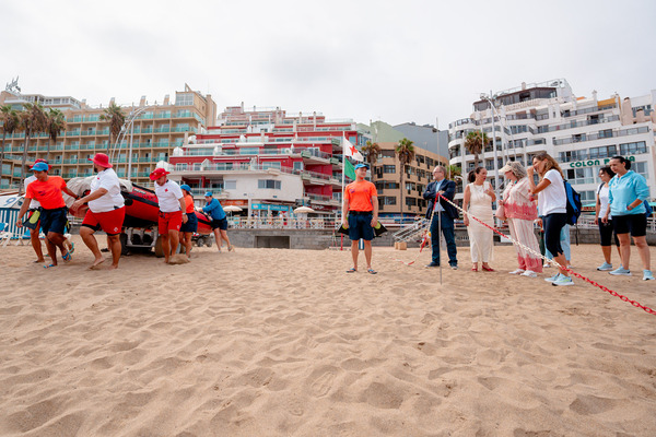 El IMEF organiza talleres de prevención de ahogamientos en Las Canteras