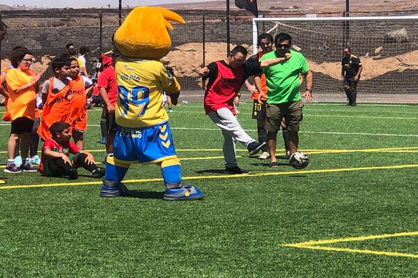 La Asociación Creciendo suscribe un acuerdo con la Fundación UD Las Palmas para promover el fútbol inclusivo