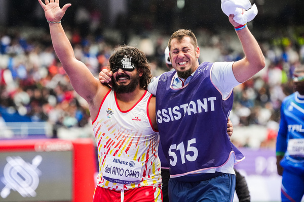 Bronce para Álvaro del Amo en lanzamiento de disco, su segunda medalla en París