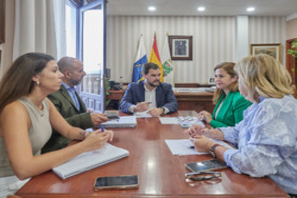 Cabildo de Tenerife y Ayuntamiento de Puerto de La Cruz establecen las bases para colaborar en el ámbito de la Acción Social