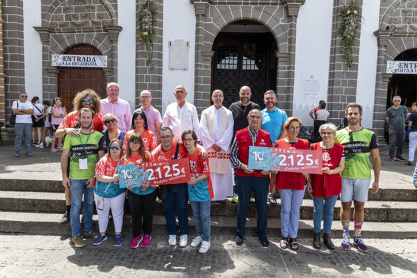 Cáritas y la Asociación Síndrome de Down Las Palmas reciben la donación de la Marcha Cicloturista El Pino