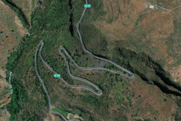 Gran Canaria adjudica por 428.000 euros la construcción de muros de contención para asegurar la vía que une Tejeda con La Aldea