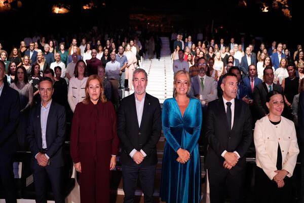 El Hospital Universitario Doctor José Molina Orosa celebra 35 años de historia y de mejora de la sanidad en Lanzarote