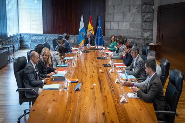 Canarias convenia con el Cabildo de Lanzarote la realización de informes para el reconocimiento del grado de discapacidad en la isla