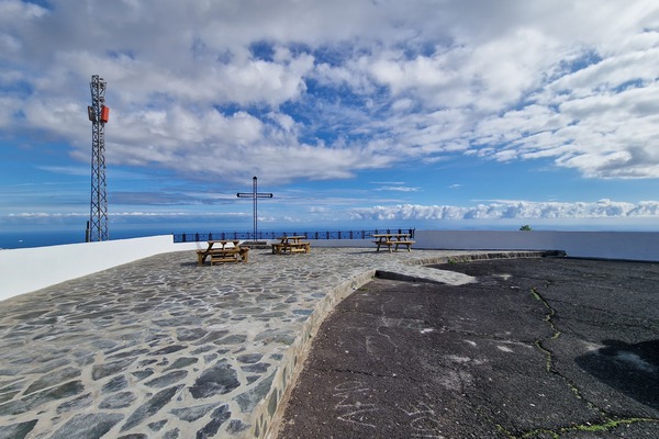 Candelaria presenta su nuevo programa de rutas guiadas por Tenerife