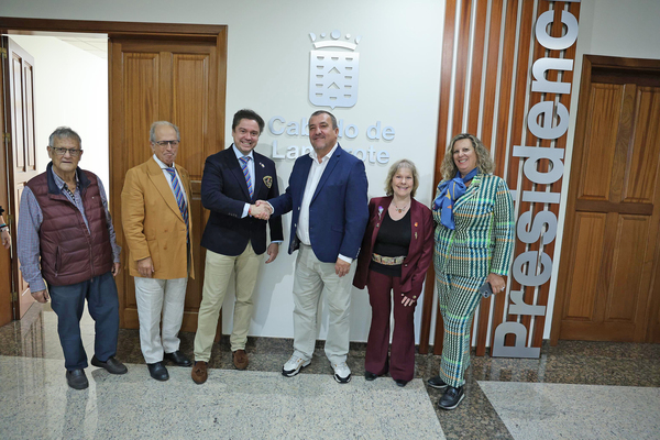 Lanzarote destaca la visita del Gobernador del Club Rotary y su compromiso con la solidaridad global
