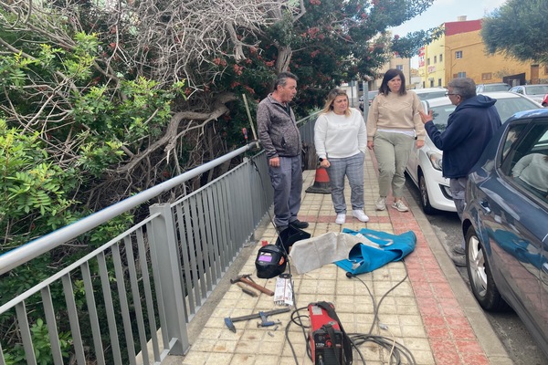 Ingenio instala vallado de seguridad en la Avenida de Gran Canaria mejorando de la seguridad peatonal