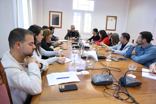 Lanzarote amplía su red de apoyo a la salud mental juvenil en colaboración con los Ayuntamientos