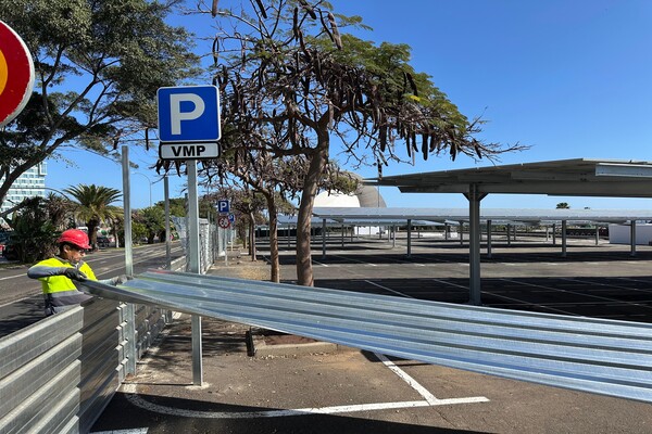 Santa Cruz de Tenerife recupera 180 plazas gratuitas en los aparcamientos del Parque Marítimo