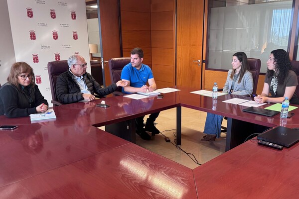 La Gomera Cabildo y la Asociación Joven Tagoror avanzan en la materialización de acciones para la juventud de la isla