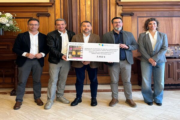 Santa Cruz de Tenerife entrega el dinero recaudado en la Anaga Trail Solidaria a Aldeas Infantiles