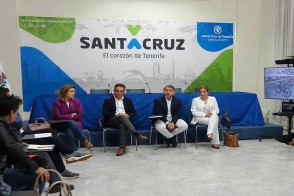 Santa Cruz de Tenerife se reúne con el comercio para resolver dudas sobre la Red de Movilidad Personal que será implantada en abril