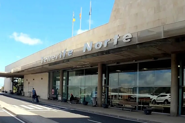 Tenerife solicita la creación de un servicio médico en el Aeropuerto de Tenerife Norte-Ciudad de La Laguna