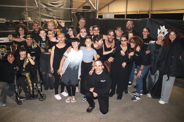 Uga enseña el valor de la diversidad a través del arte con el espectáculo inclusivo ‘La danza de Lunja y sus sombras’