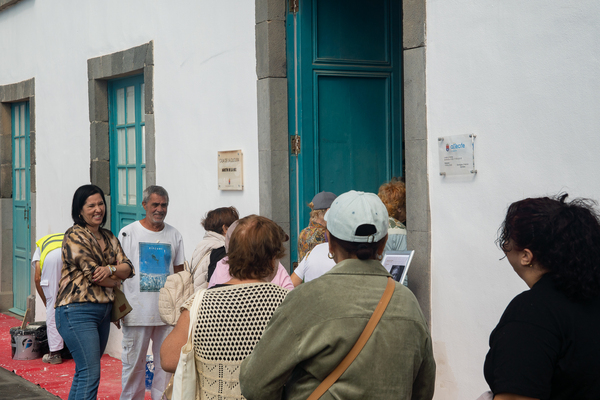 Un grupo de 40 mayores de Arrecife disfrutó de un nuevo ‘Paseo Saludable’ por la ciudad junto a AFA Lanzarote