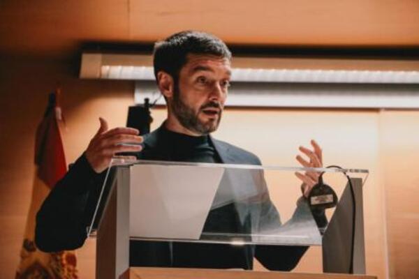 Pablo Bustinduy: “La mayor amenaza para nuestras democracias es la pobreza y la desigualdad”