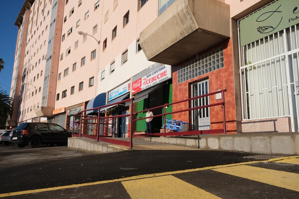 Las Palmas de Gran Canaria mejora la accesibilidad y la seguridad en aceras del barrio de El Pilar