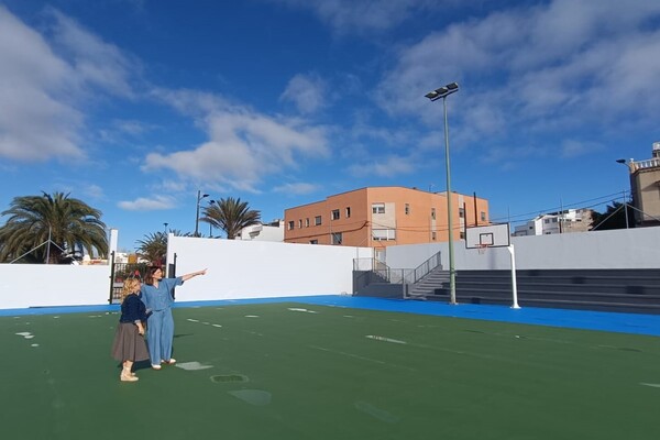 Las Palmas de Gran Canaria renueva la pista deportiva de Los Giles con una intervención integral