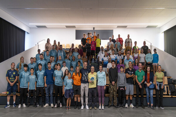 Clubes y deportistas de Mogán, de charla con Antonio Ramos Gordillo por el Día Mundial de la Salud