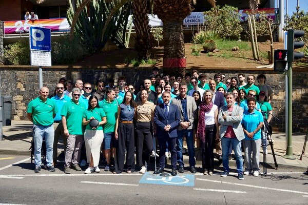 Santa Cruz de Tenerife presenta la iniciativa que optimiza y facilita el uso de los estacionamientos PMR