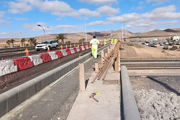 Fuerteventura mejora el acceso al aeropuerto para vehículos y peatones