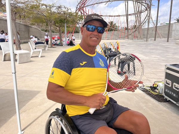 Vicente Díaz Reyes, presidente del Club Doble Bote de tenis en silla de ruedas