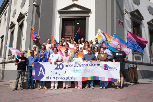 Fuerteventura y Altihay conmemoran el Orgullo LGTBIQ+ con lectura de manifiesto en un acto institucional