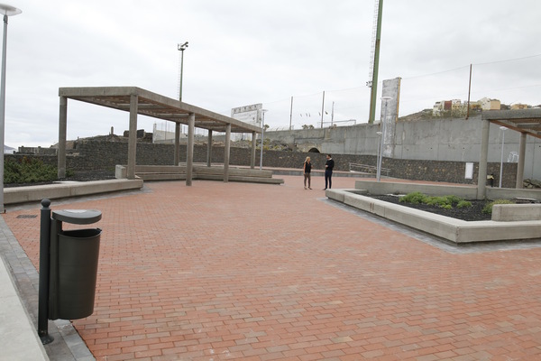 Las Palmas de Gran Canaria finaliza las obras de ampliación y mejora de la plaza del barrio de Costa Ayala Las Palmas de Gran Canaria finaliza las obras de ampliación y mejora de la plaza del barrio de Costa Ayala