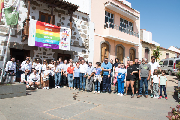 Valsequillo organizó una jornada de visibilidad LGTBIQ+ en la Plaza del Pilar