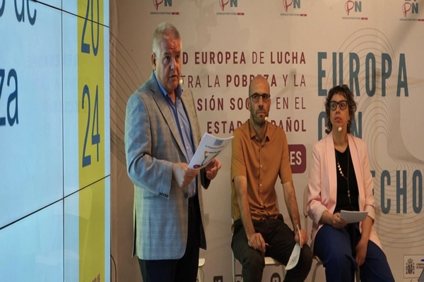 La pobreza se reduce en España a mínimos de una década, pero la mejora no llega a las personas en situación más extrema