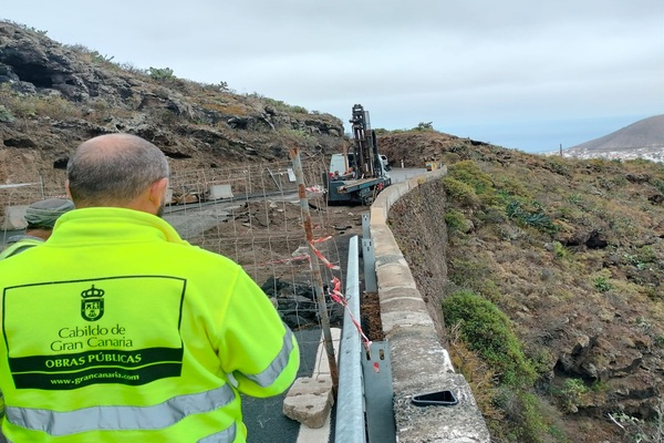 El Cabildo de Gran Canaria asfaltará a partir del lunes un tramo de la vía entre La Aldea y El Risco