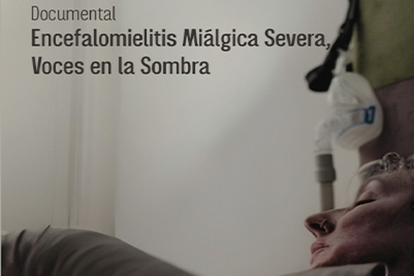 CONFESQ estrena el documental Voces en la Sombra para visibilizar la Encefalomielitis Miálgica Severa Cartel del documental Voces en la Sombra sobre Encefalomielitis Miálgica Severa de CONFESQ
