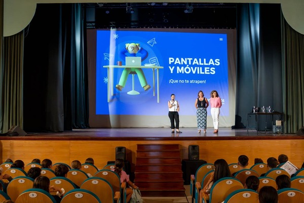 San Bartolomé pone el foco en la salud mental y el uso responsable de la tecnología en la adolescencia San Bartolomé pone el foco en la salud mental y el uso responsable de la tecnología en la adolescencia