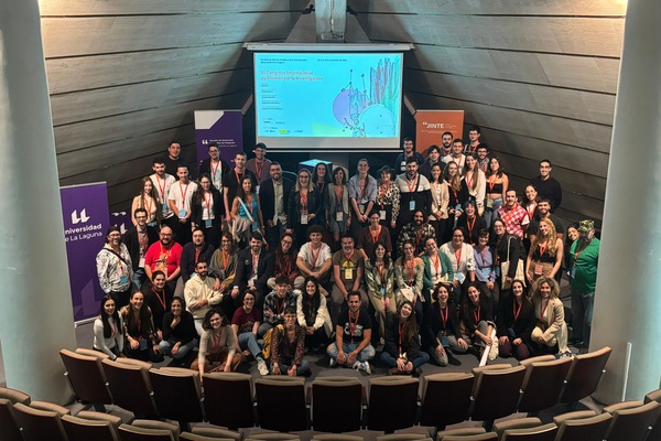 Los Premios Joven Canarias 2025 reconocen la labor juvenil en inclusión social, ciencia y cultura Imagen de un grupo de jóvenes Premio Colectivo Jinte
