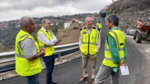 finaliza las obras de reparación de más de 230 metros de muros y mejora de la carretera de El Faro, en Teror