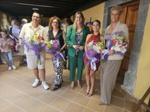 Telde homenajea a Carmen Rosa Santana, Aura García y María del Pilar Hernández por su contribución al trabajo en el mar