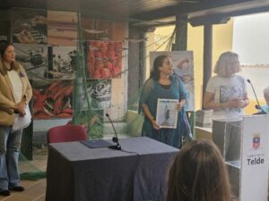 Telde homenajea a Carmen Rosa Santana, Aura García y María del Pilar Hernández por su contribución al trabajo en el mar