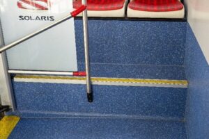 COCEMFE impulsa junto a TMB la actualización del Reglamento de Naciones Unidas que mejorará la accesibilidad de los autobuses en todo el mundo