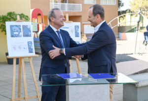 El Cabildo de Gran Canaria aporta un millón de euros para poner en marcha la rehabilitación de las 208 viviendas de La Paz, en Arinaga