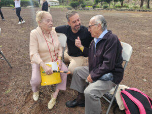 Jinámar celebra el encuentro intergeneracional ‘Raíces y Alas’, con la participación de unas 200 personas, entre jóvenes y mayores de la ciudad
