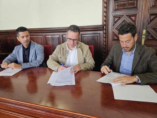 El CEO Barlovento, en La Palma, techará su cancha principal gracias a una subvención del Gobierno de Canarias El CEO Barlovento, en La Palma, techará su cancha principal gracias a una subvención del Gobierno de Canarias